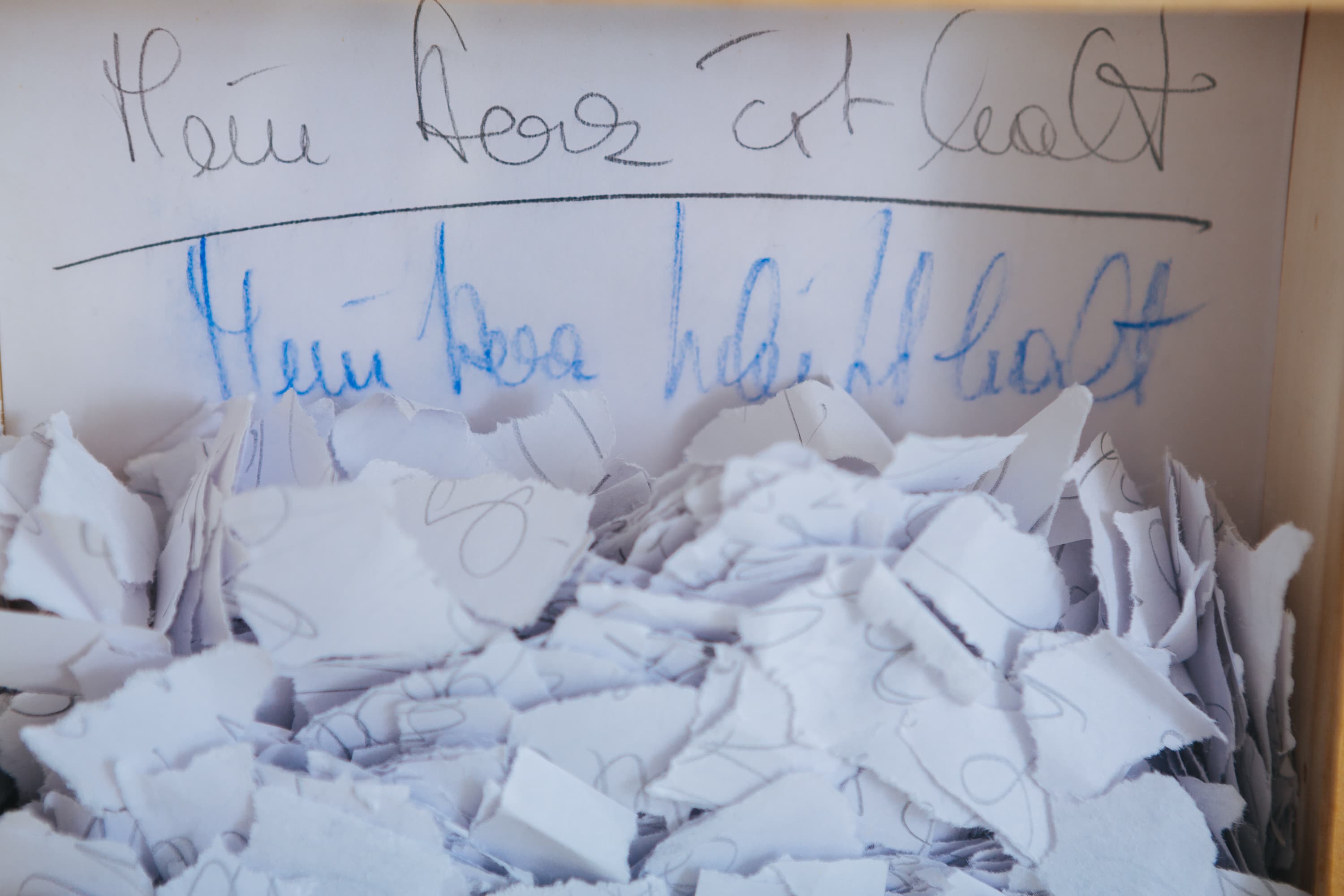 Mein kaltes Herz, Paper, Holz - Handgeschriebenes